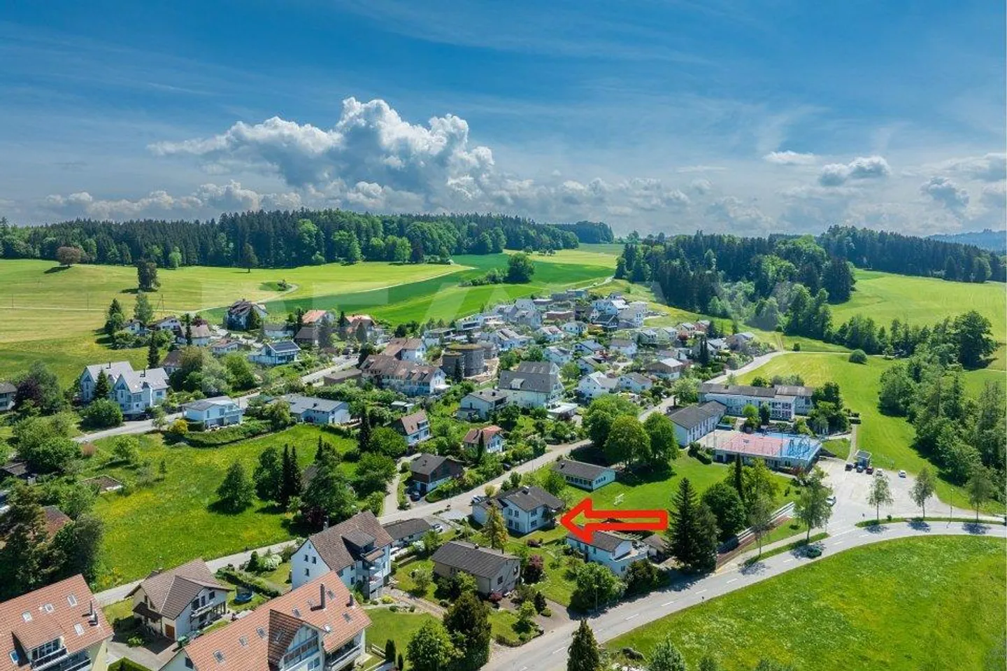 746m² Building Land with Existing Property - Photo 8 of 8