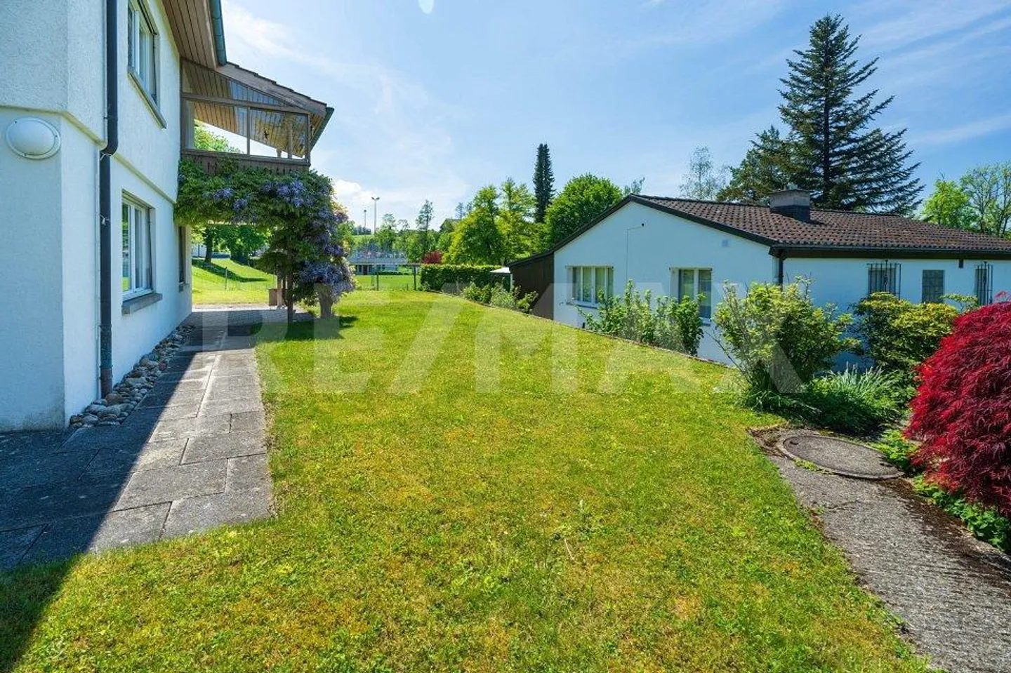 746m² Building Land with Existing Property - Photo 6 of 8