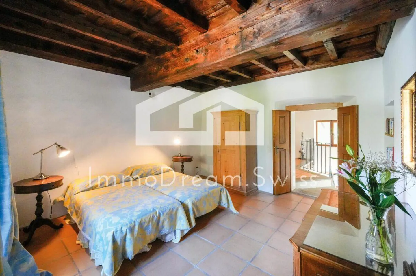 Patrician House from 1680 with Romantic Courtyard, with Second Home Permit - Photo 9 of 13