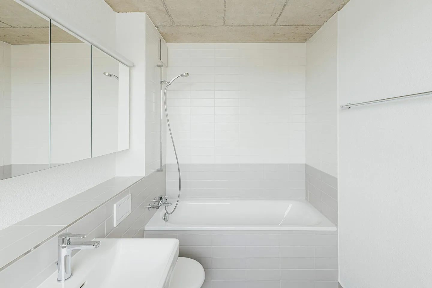 3.5-room penthouse apartment in Niederuzwil - Photo 10 of 13