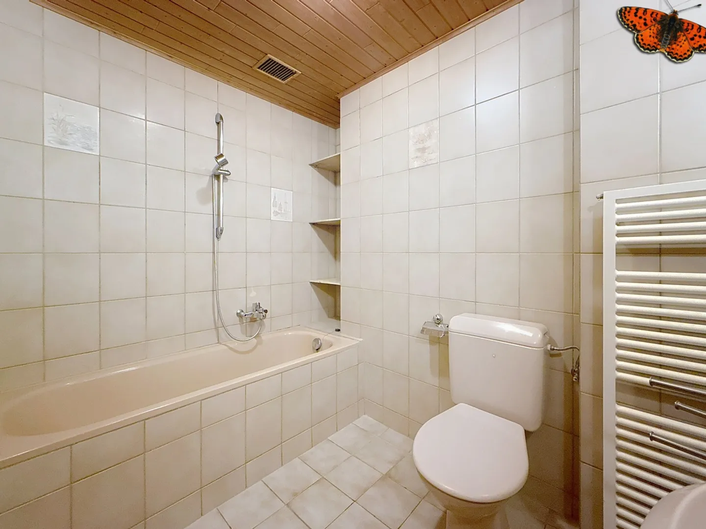 4 ROOMS - In a quiet area - Photo 8 of 10