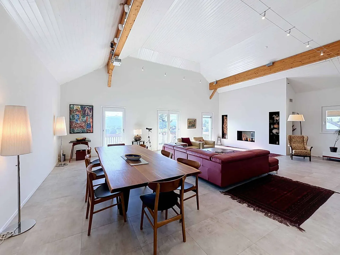 Duplex Stupendo con Vista Lago - Foto 1 di 13