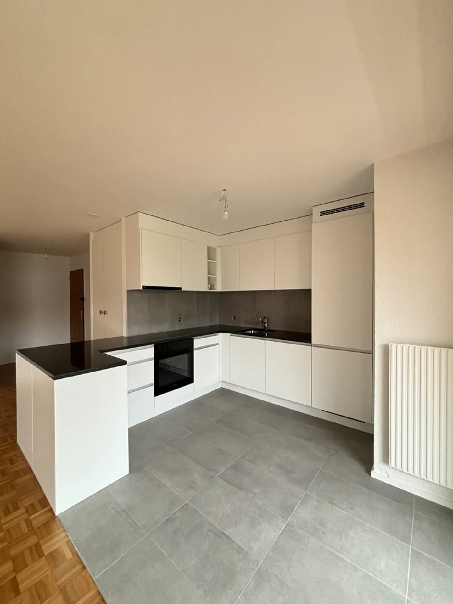 Wohnung mieten - Foto 2 von 8
