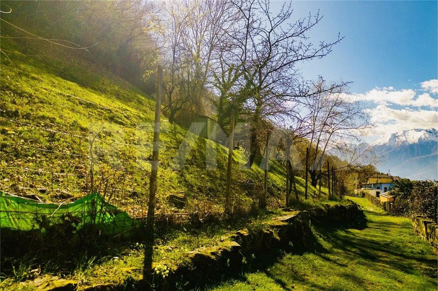 Building plot with a view - Photo 9 of 12