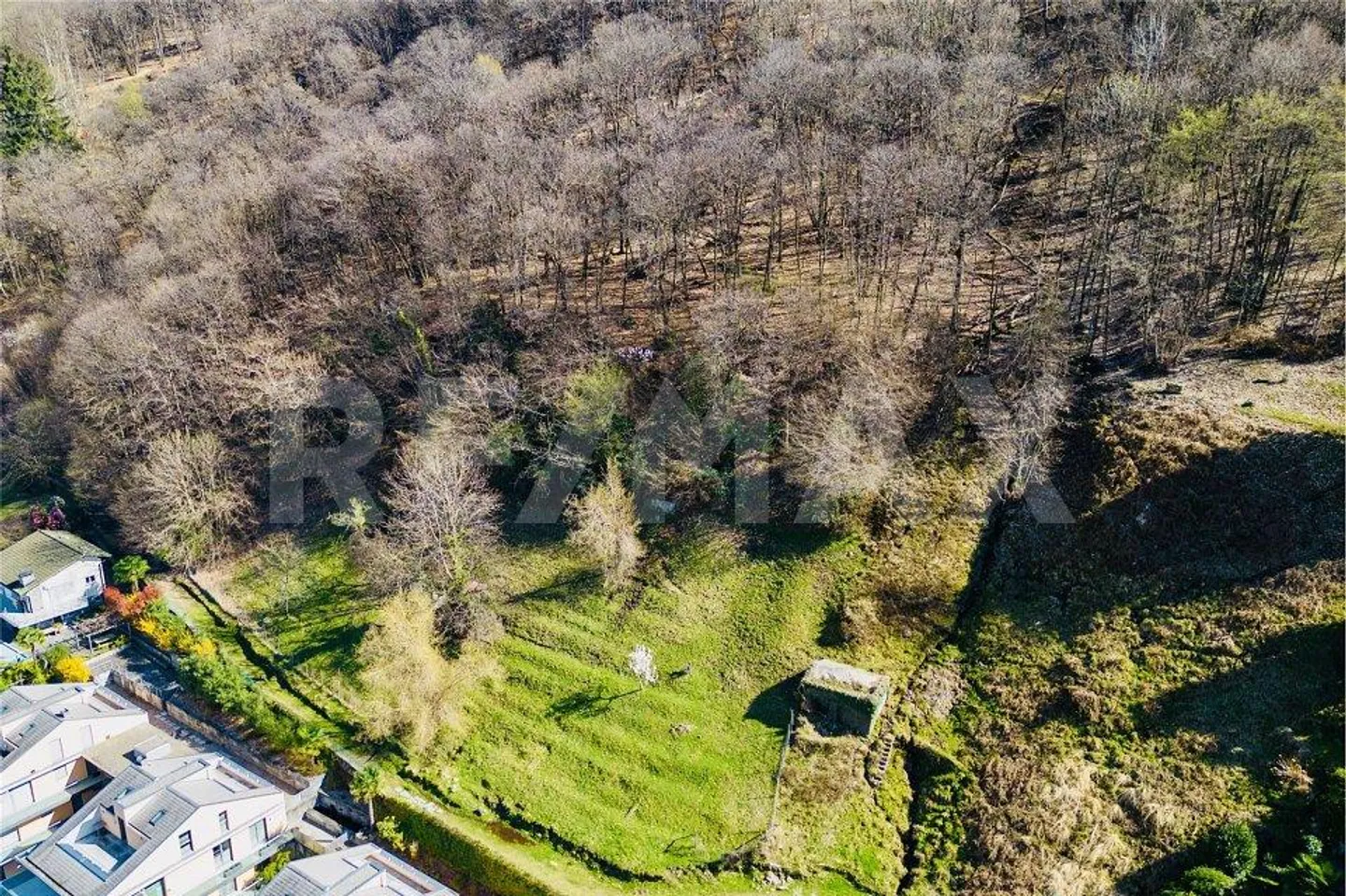 Building plot with a view - Photo 10 of 12