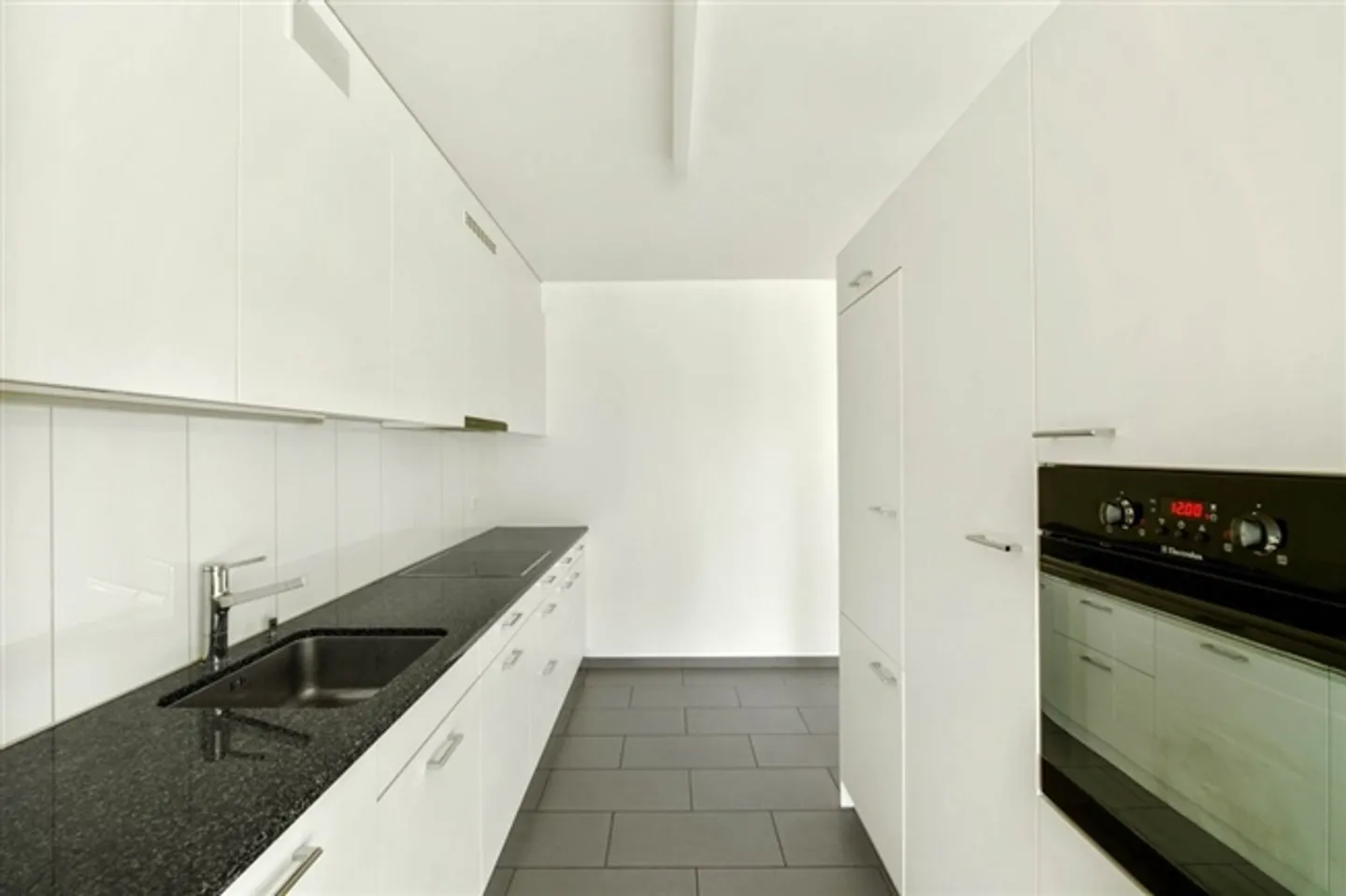 Appartamento in affitto - Foto 3 di 10