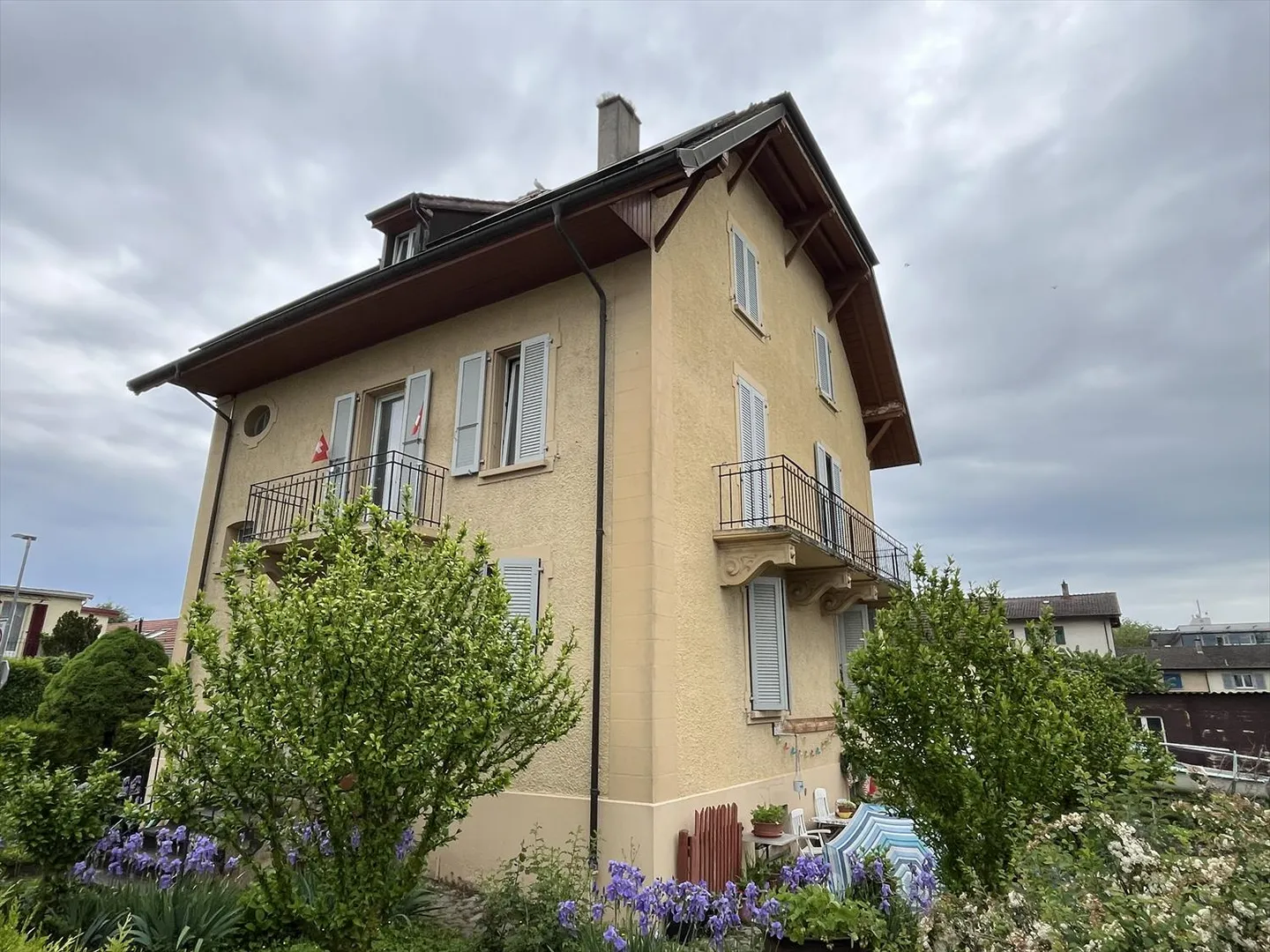 Edificio locativo eccezionale a pochi passi dal centro di Yverdon-les-Bains - Foto 1 di 7