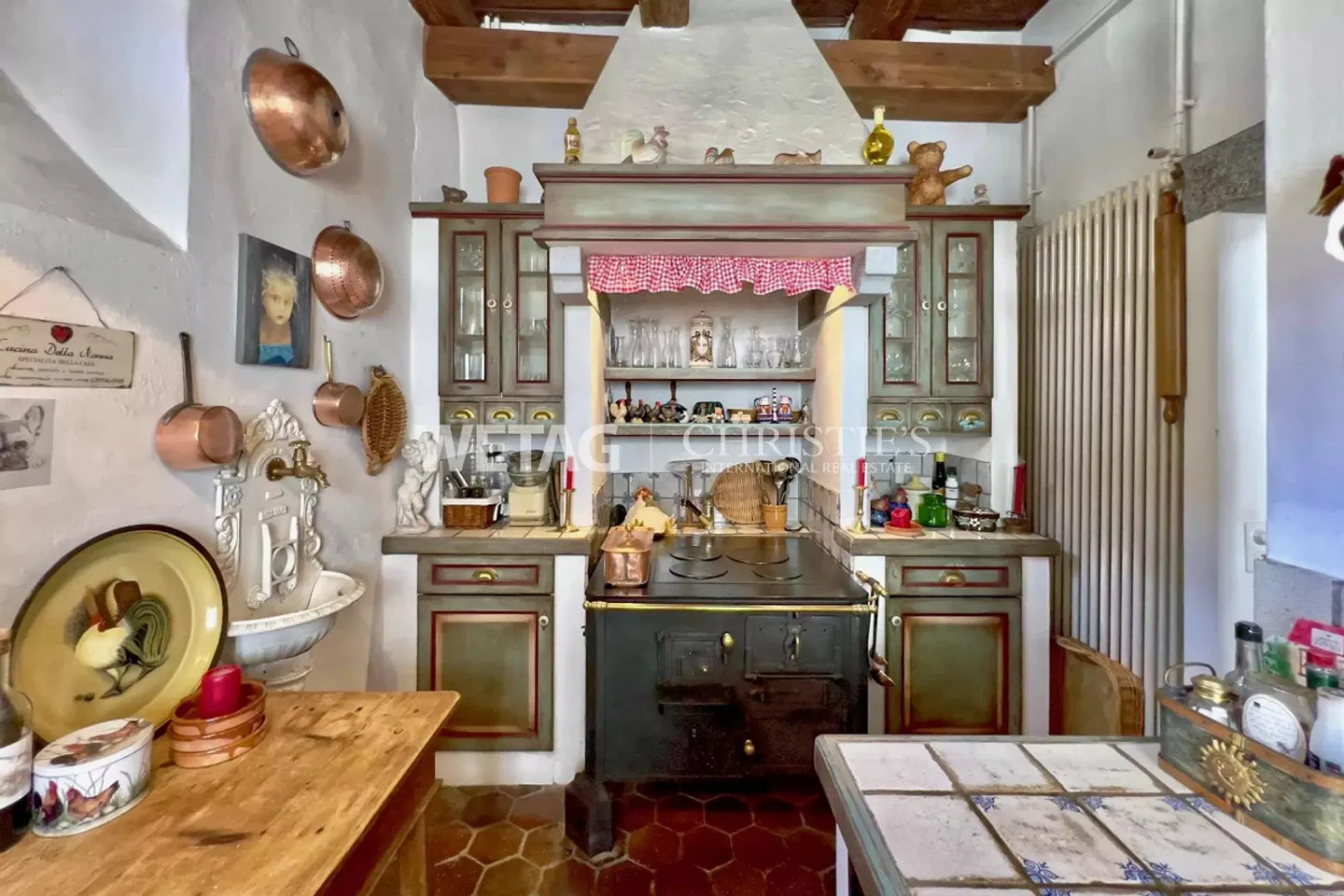 Lake Maggiore: Impressive historic villa for sale in Golino - Photo 8 of 13
