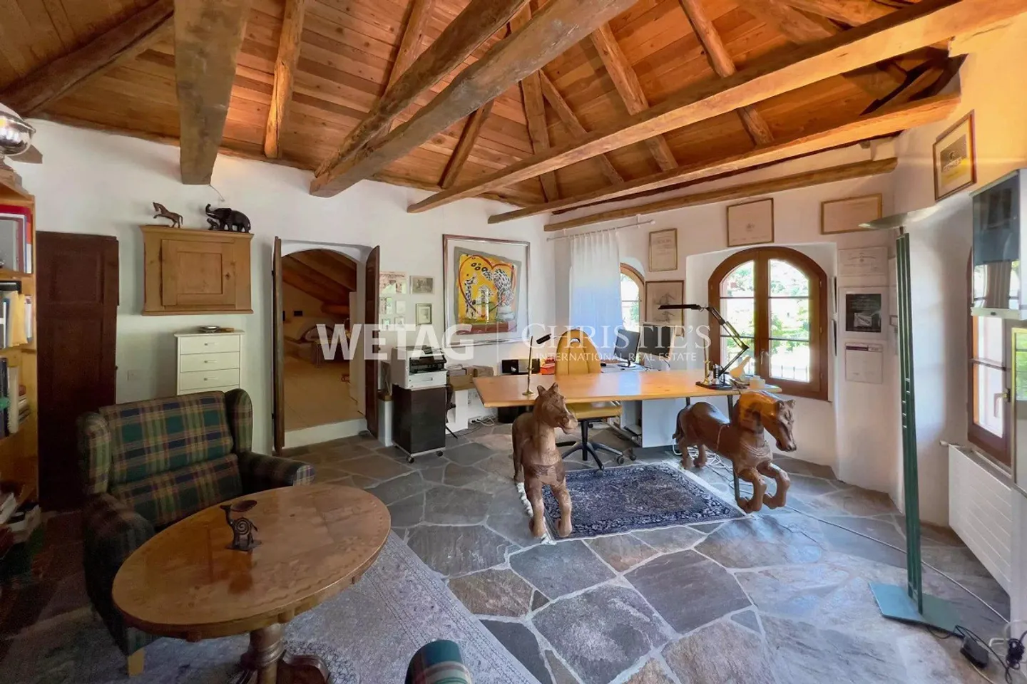 Lake Maggiore: Impressive historic villa for sale in Golino - Photo 11 of 13