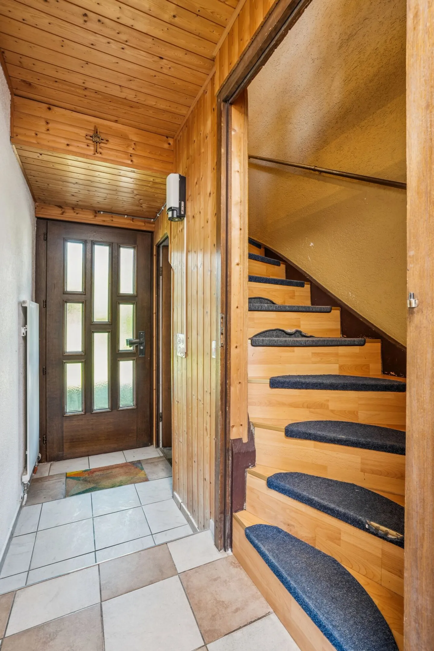 Single-family house with generous plot & versatile usage options - Photo 11 of 32