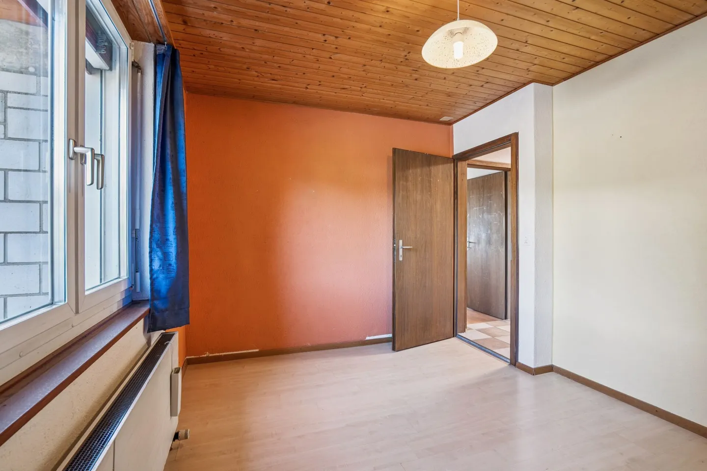 Single-family house with generous plot & versatile usage options - Photo 12 of 32