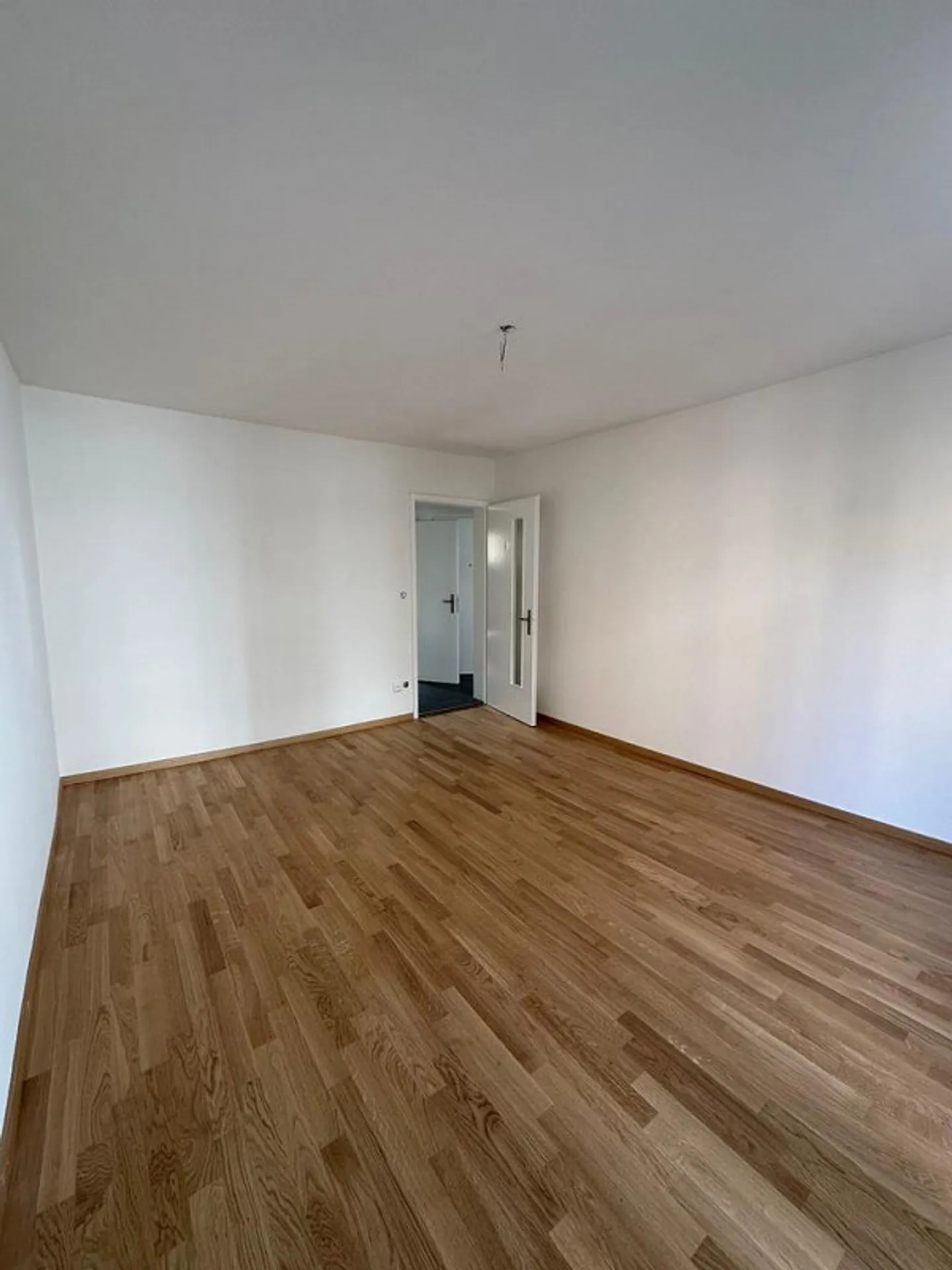 Bell'appartamento nel quartiere 4 - Limitato fino al 30.09.2027 - Foto 1 di 8
