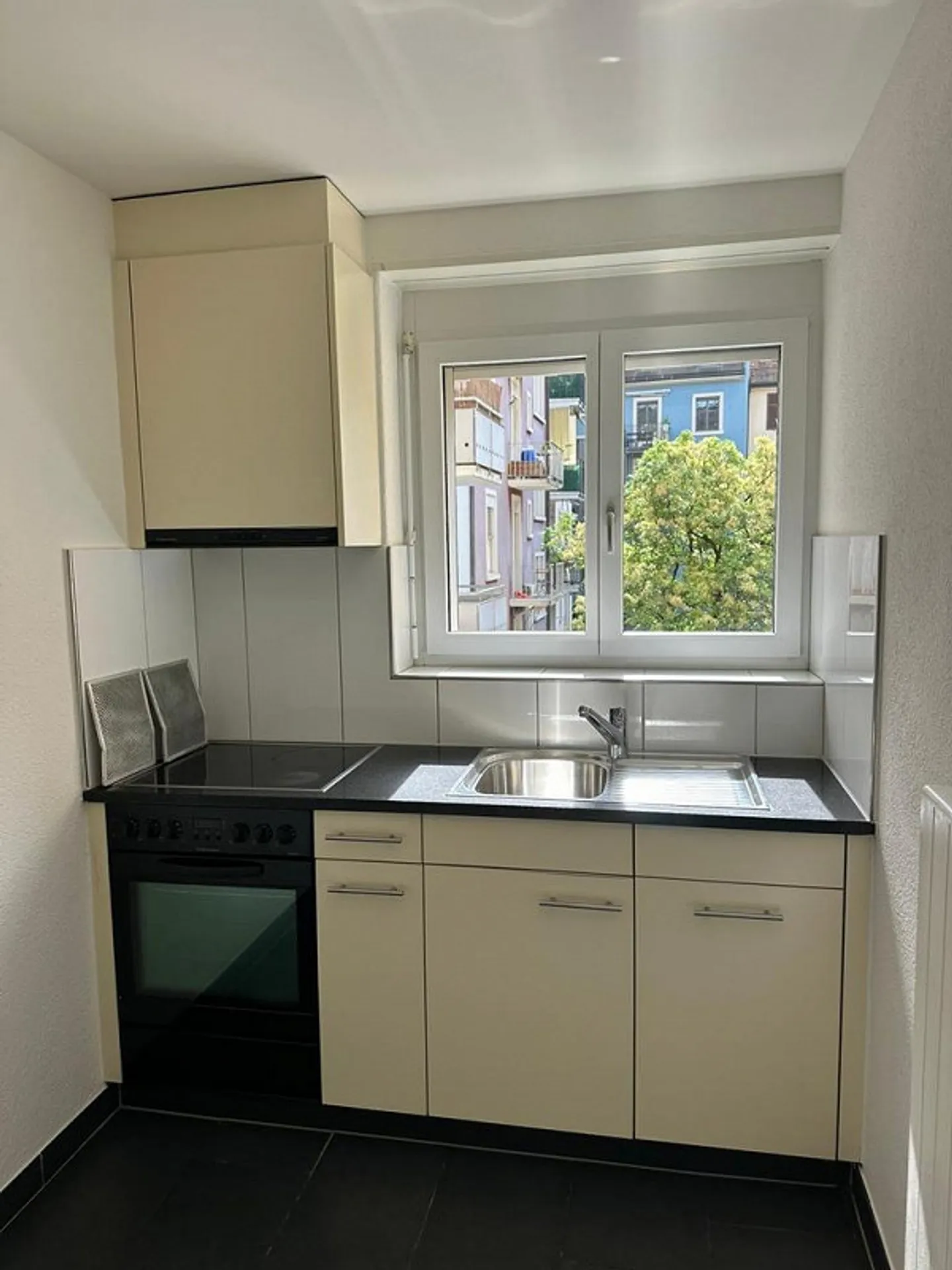 Bell'appartamento nel quartiere 4 - Limitato fino al 30.09.2027 - Foto 4 di 8