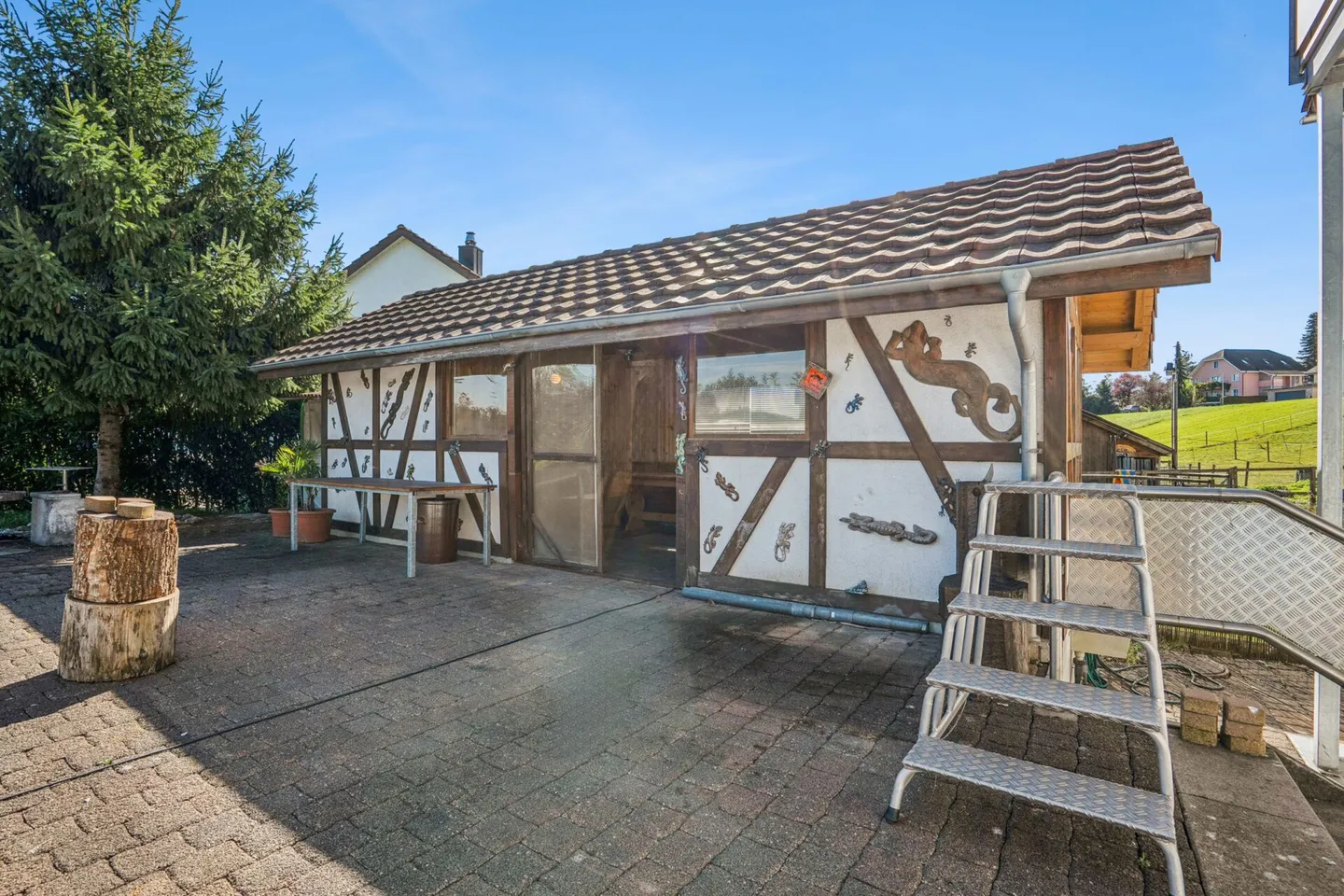 Single-family house with generous plot & versatile usage options - Photo 26 of 32