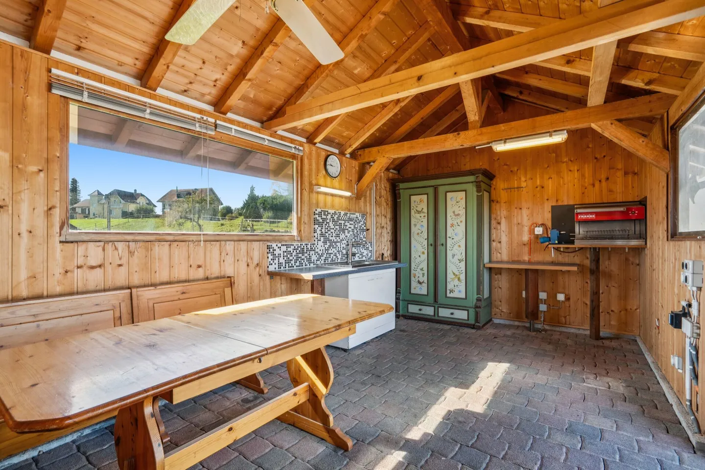 Single-family house with generous plot & versatile usage options - Photo 27 of 32