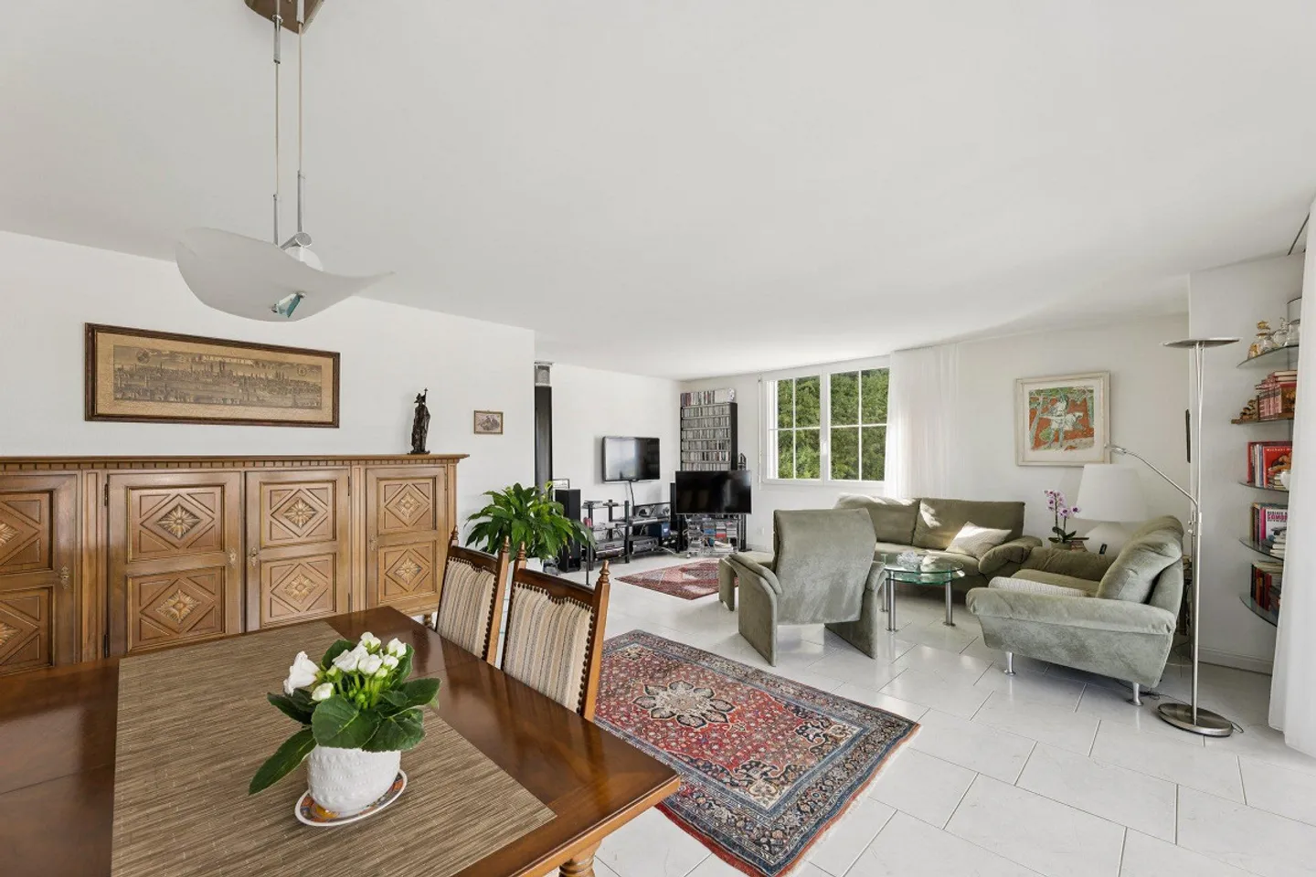 Modern 4.5-room condominium for sale - Photo 4 of 14