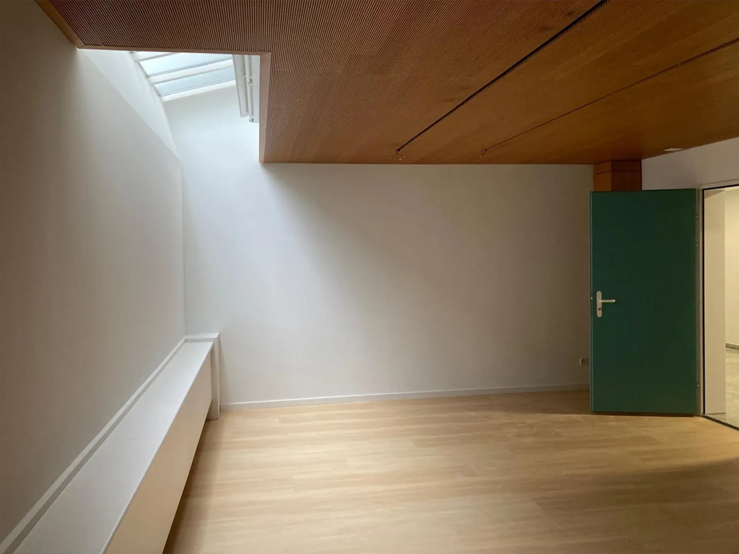 Practice/Commercial Space Very Centrally Located - Photo 1 of 1