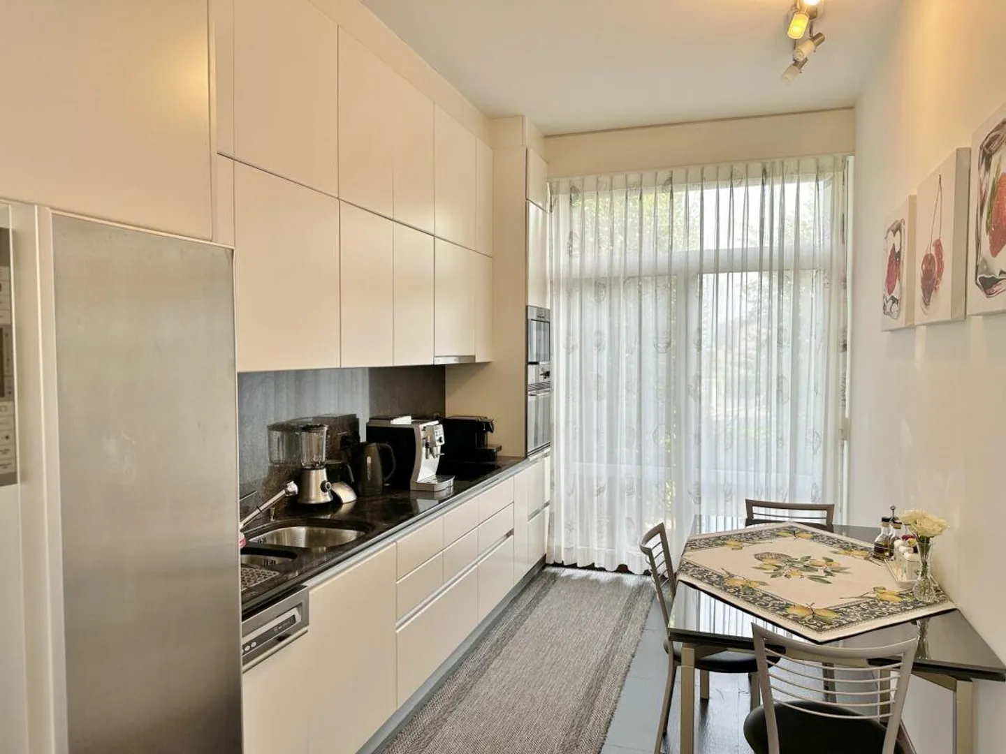 Magnifica villa con piscina interna - Foto 12 di 13