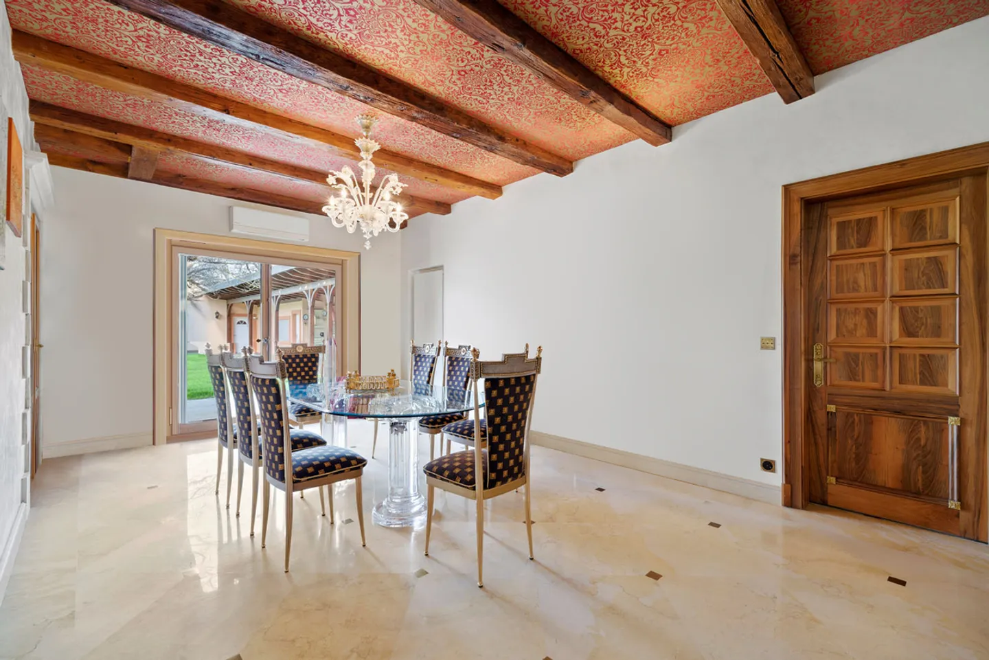 Exceptional property of 2 hectares, pond, river, near Lausanne - Photo 11 of 16