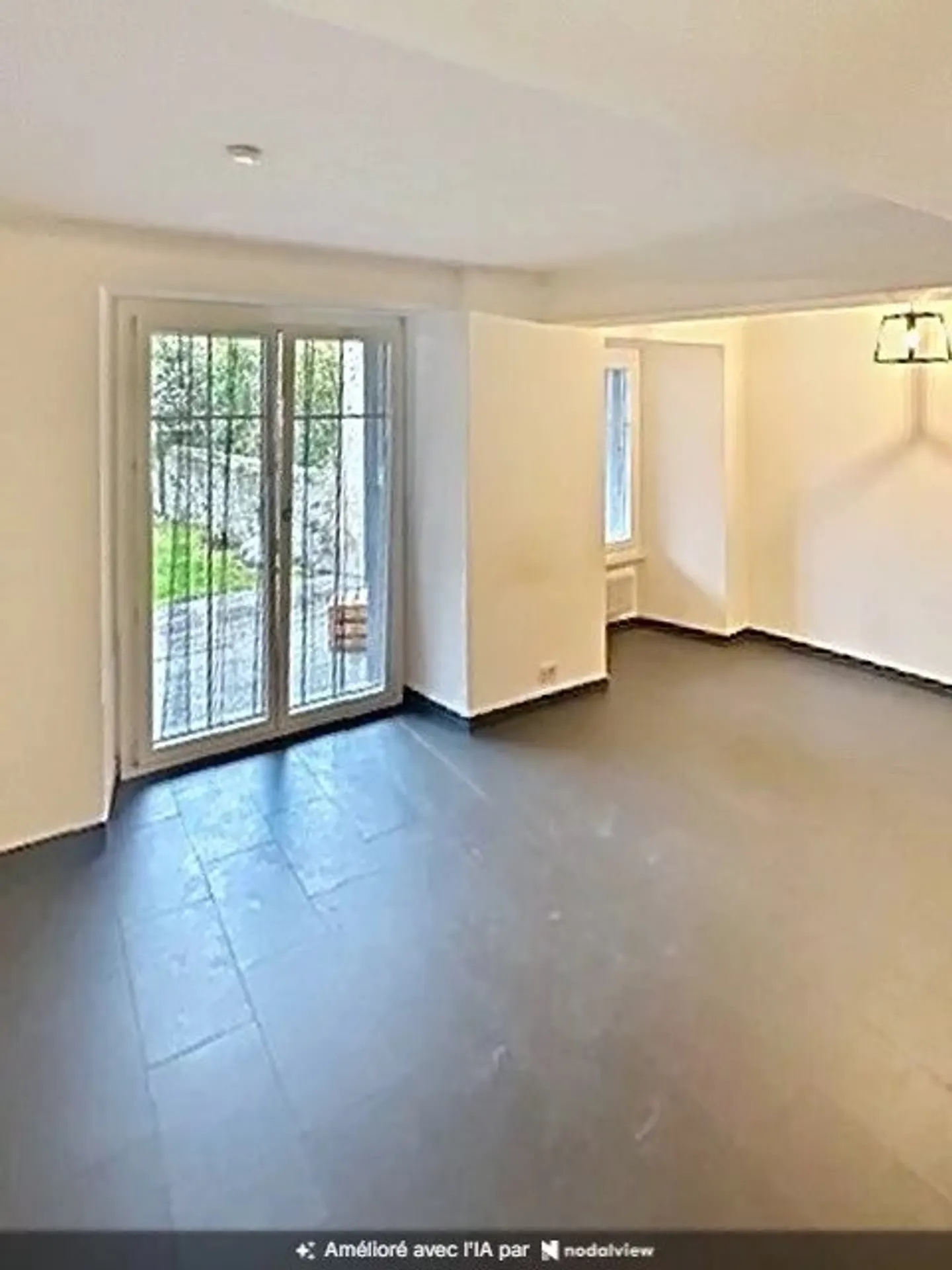 Rental investment building - Photo 6 of 9