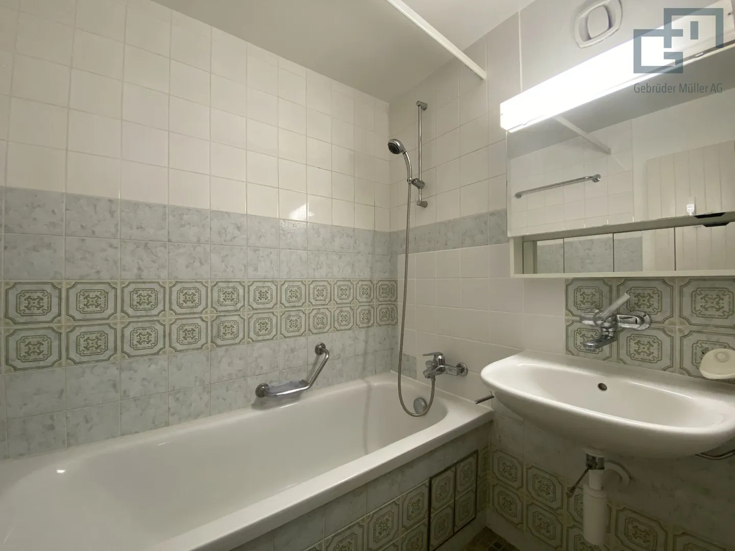 Appartamento spazioso e luminoso in una posizione tranquilla! - Foto 5 di 5