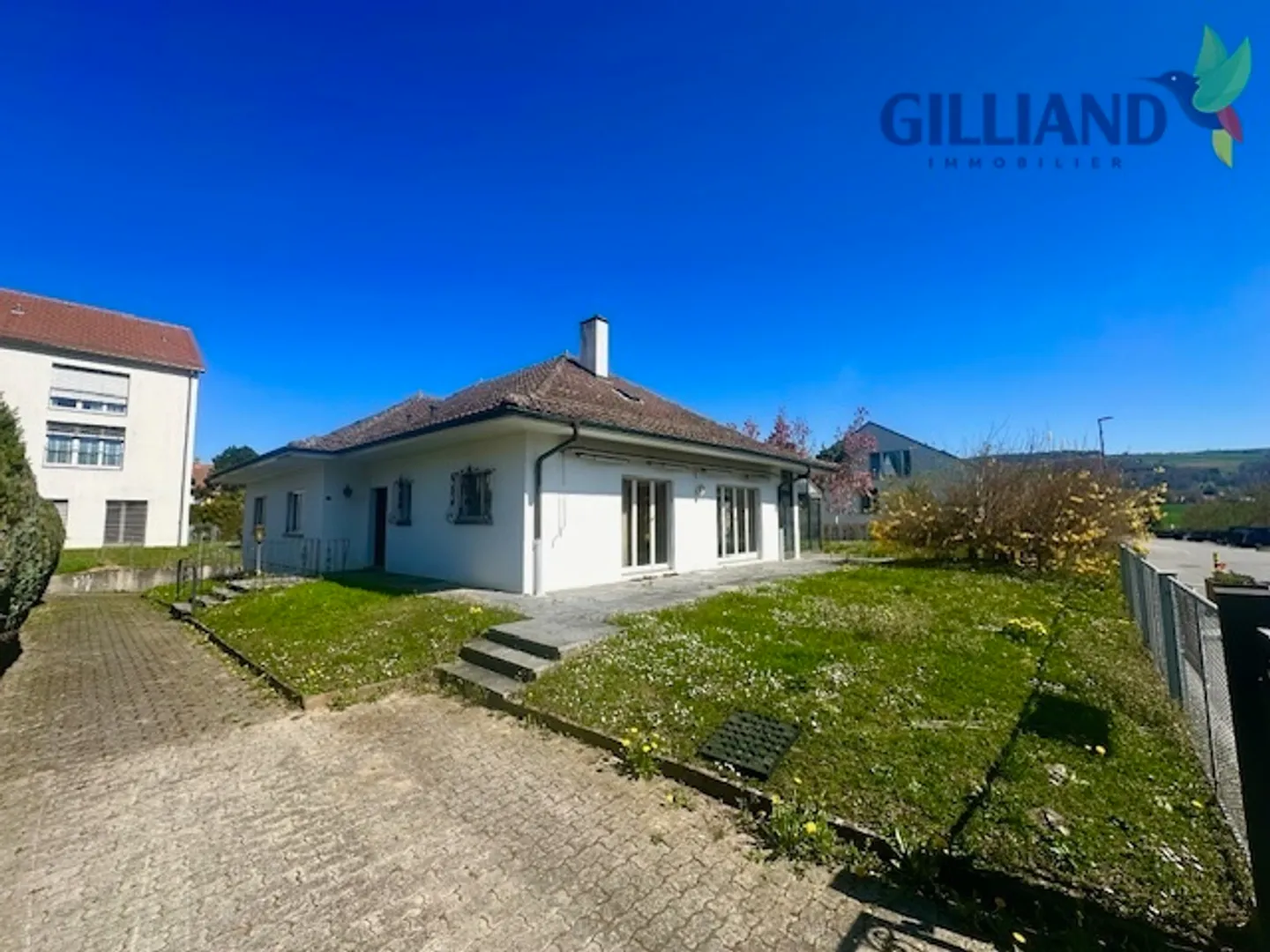 Schöne 5,5-Zimmer-Einzelvilla mit Studio im Herzen von Lucens - Foto 6 von 28