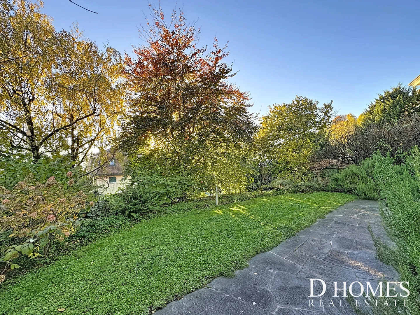 EXCLUSIVITÉ I Propriété de caractère avec dépendance et jardin arboré - Foto 12 von 13