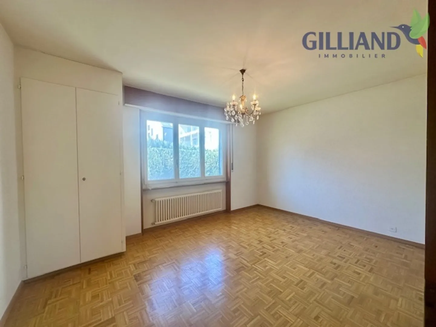 Schöne 5,5-Zimmer-Einzelvilla mit Studio im Herzen von Lucens - Foto 13 von 28