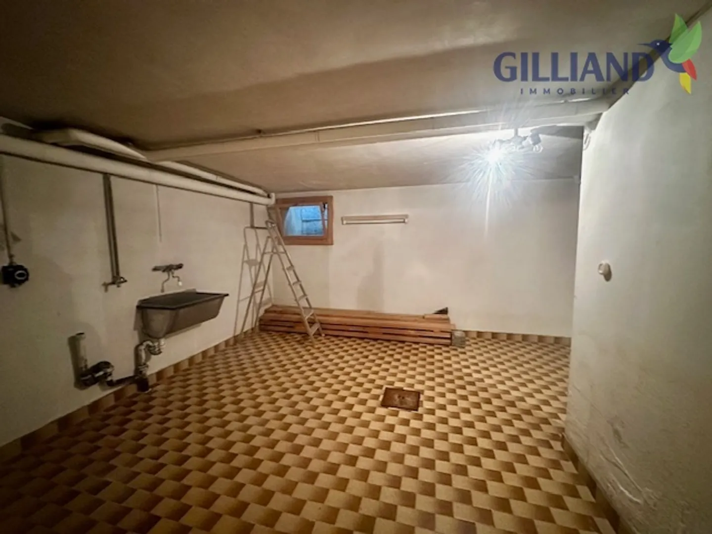 Schöne 5,5-Zimmer-Einzelvilla mit Studio im Herzen von Lucens - Foto 23 von 28