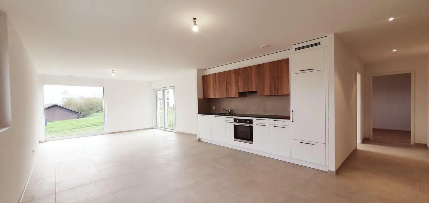 Appartamento moderno a Geneveys - Foto 1 di 8