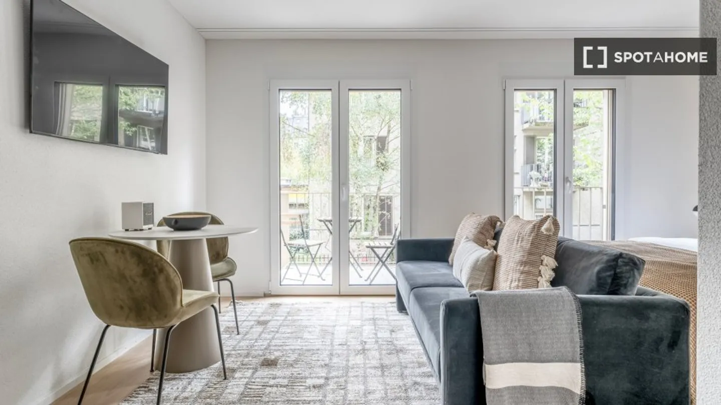 Studio in affitto - Foto 1 di 9