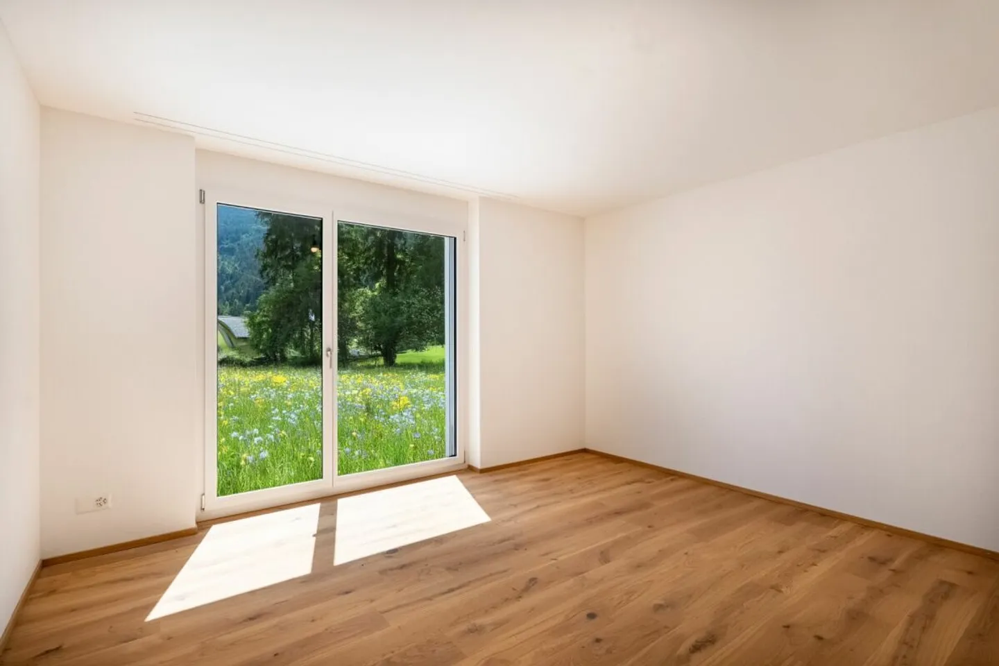 Vivere, sentirsi bene, guadagnare: casa di 4,5 stanze nella migliore posizione - Foto 4 di 11