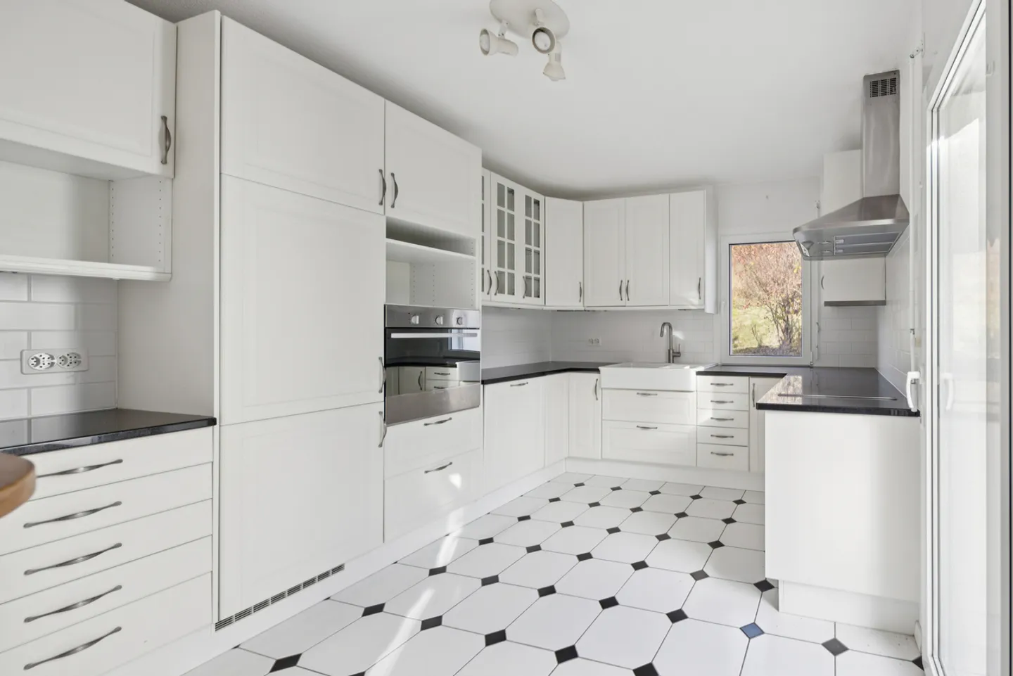 Maison jumelée 5.5 pièces - Photo 7 sur 12