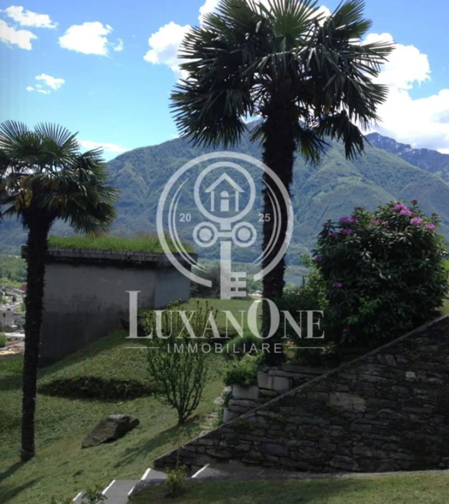 Unique holiday property with dependance, view and privacy - Photo 3 of 6