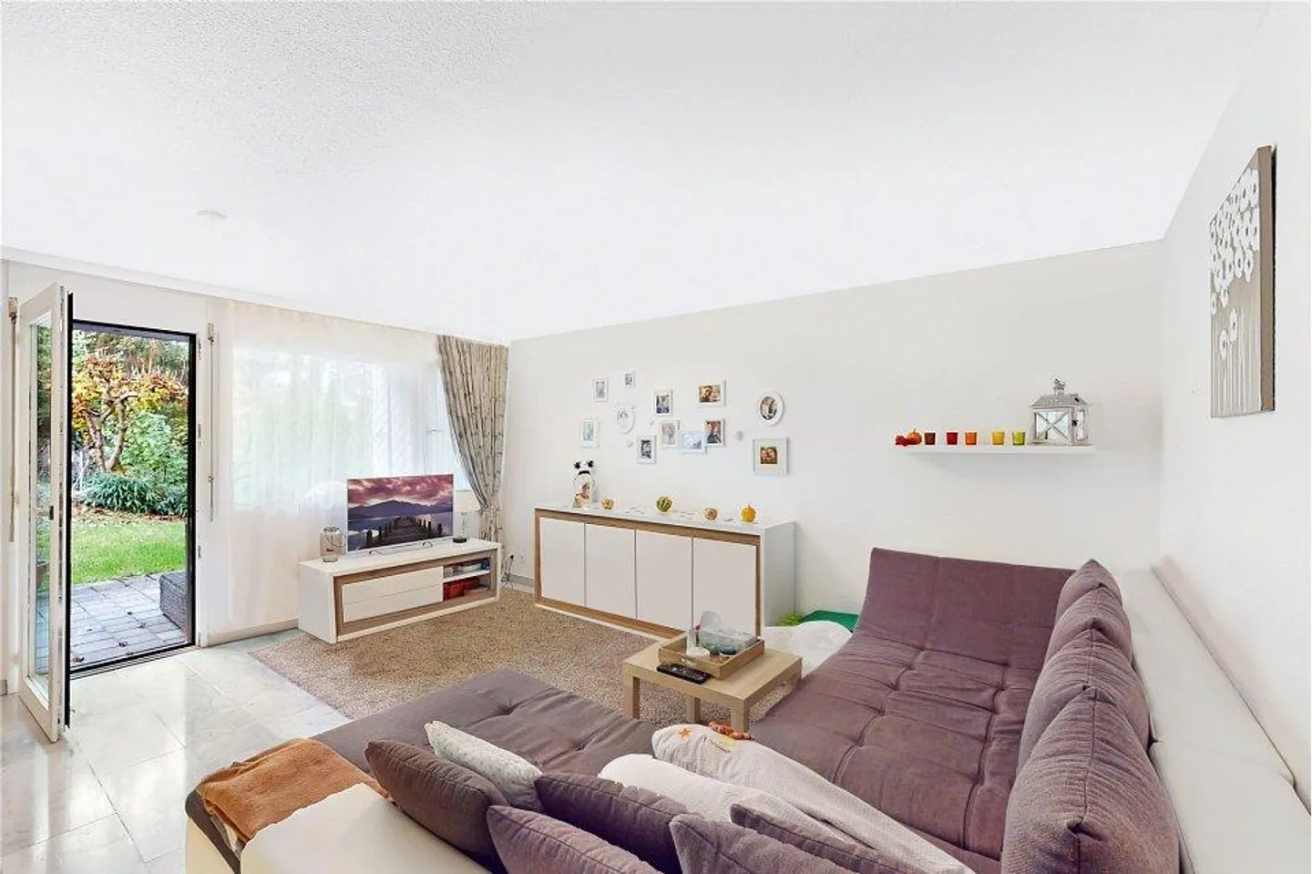 Jolie appartement de jardin 3½ pièces dans un emplacement familial - Photo 3 sur 6
