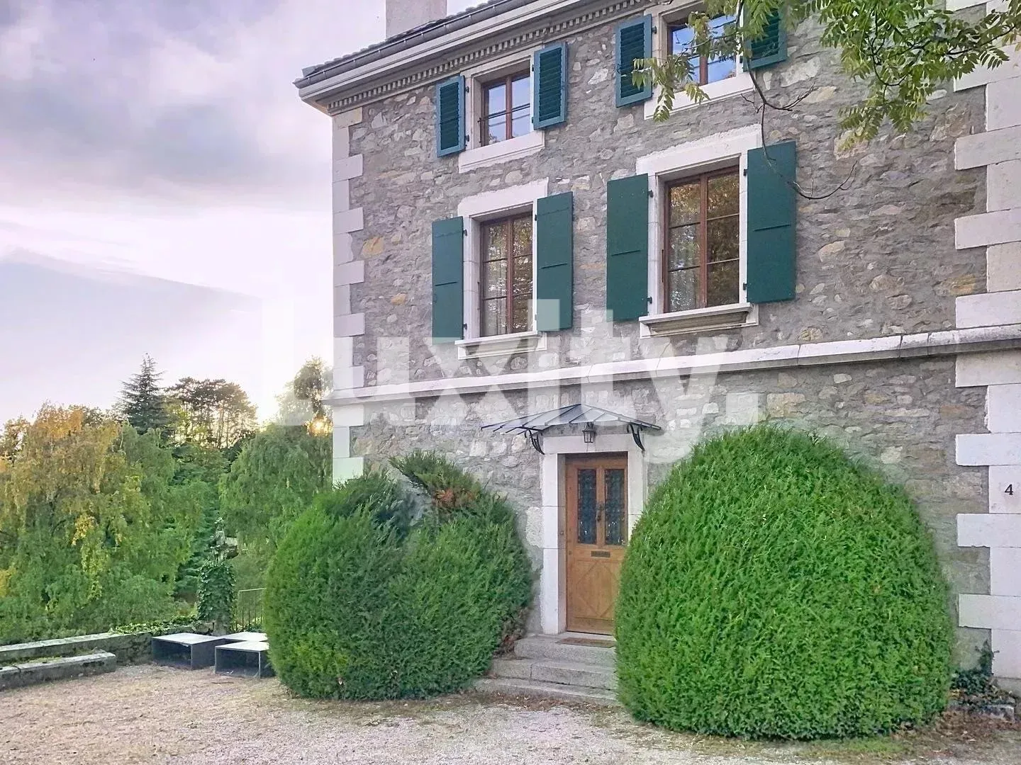 Propriété exceptionnelle classée - Vue sur le lac et jardin paysager - Photo 1 sur 6