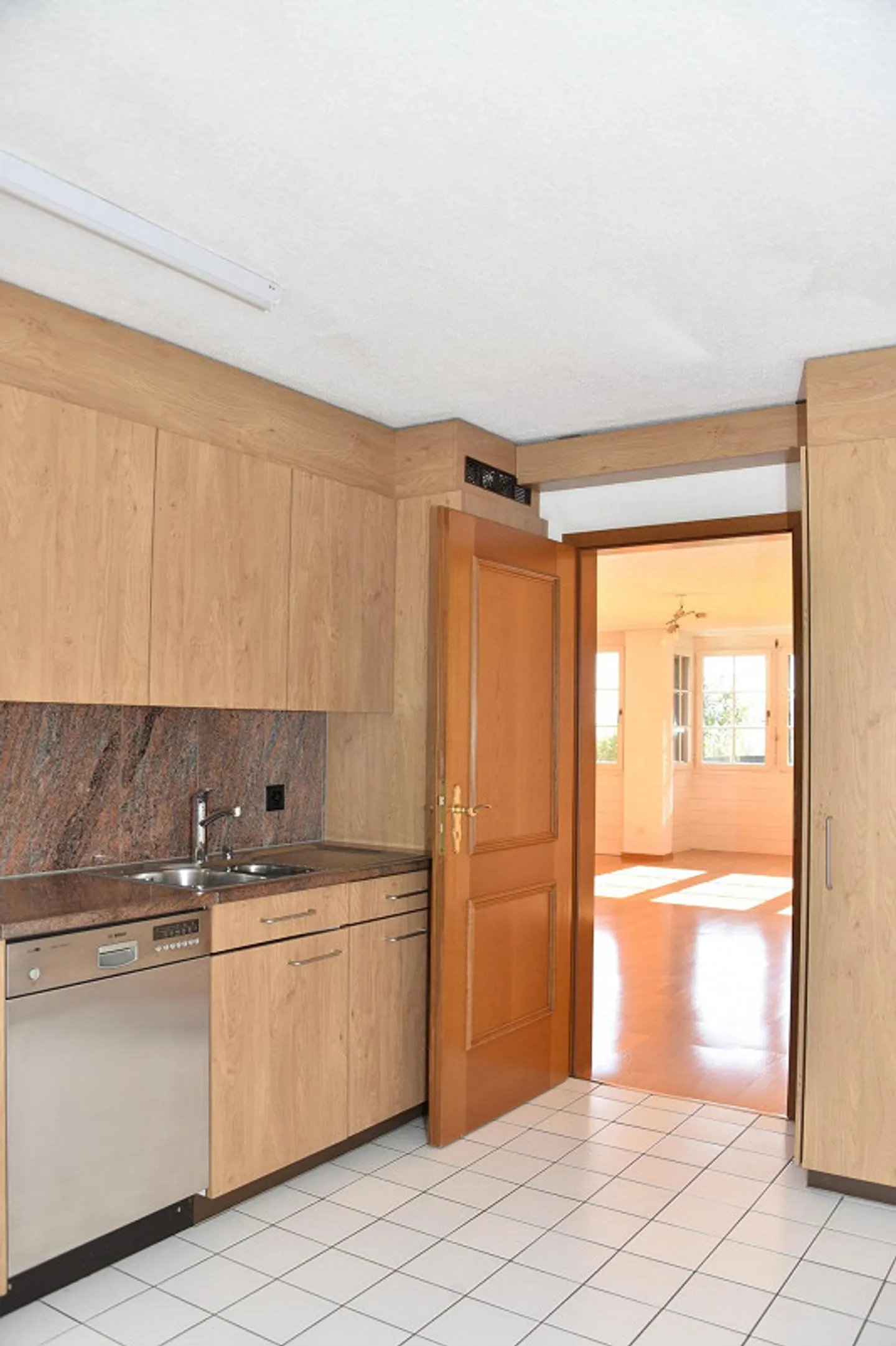 Einmaliges Wohnhaus mit toller Aussicht - Foto 6 von 25