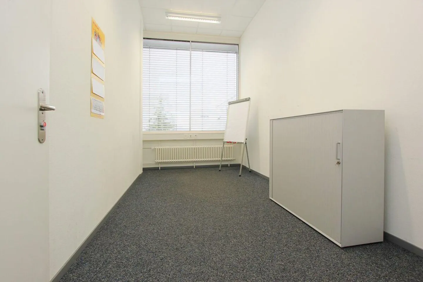 Edificio commerciale e per uffici attraente in posizione privilegiata - Foto 24 di 30