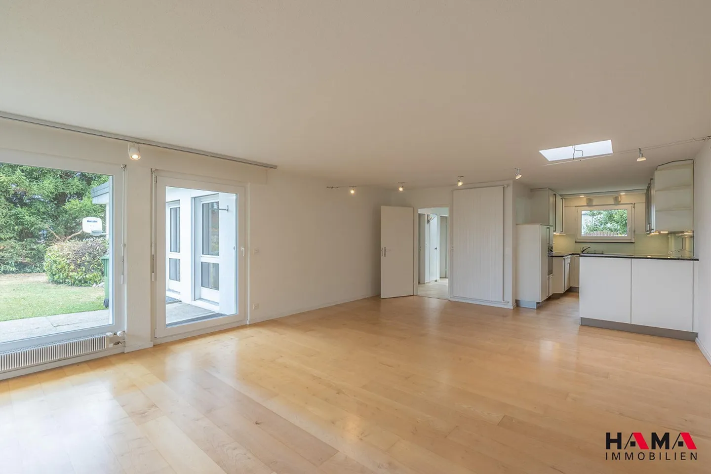 Geräumiges 6.5-Zimmer-Terrassenhaus mit Sauna und Pool an bester Lage in Zofingen zu vermieten - Foto 1 von 30