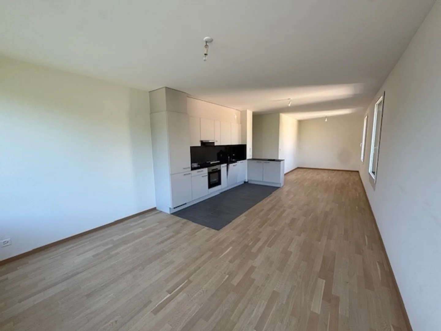5-Zimmer-Wohnung - Foto 1 von 11