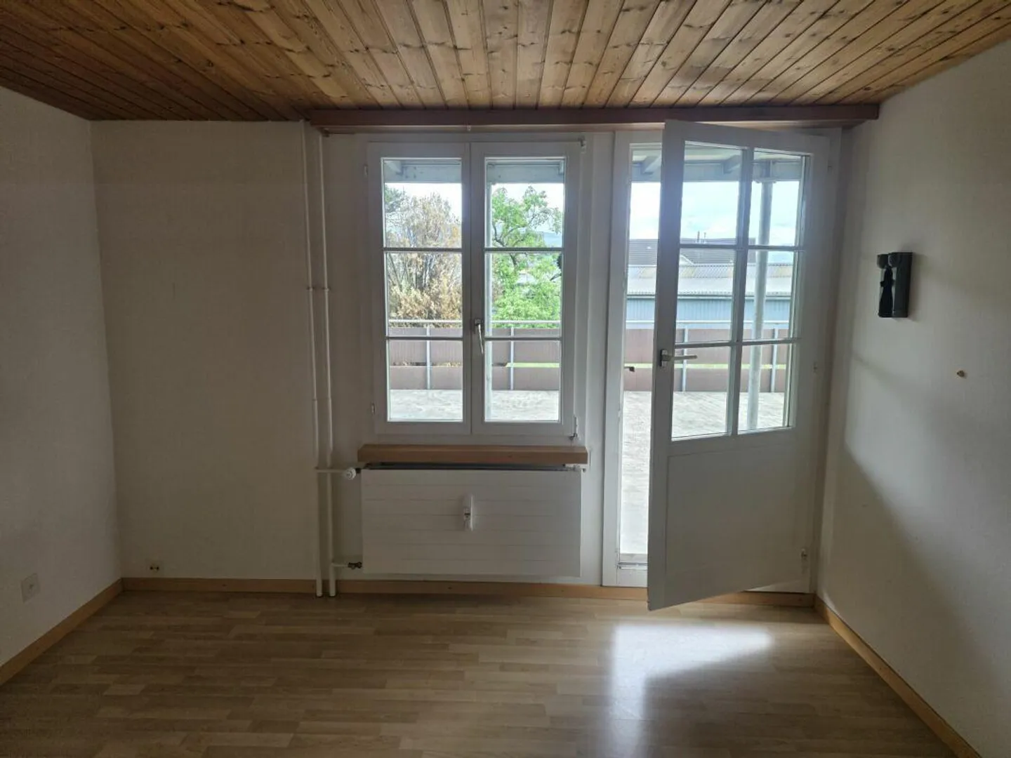 Appartamento affascinante di 4 stanze in affitto - Foto 4 di 5