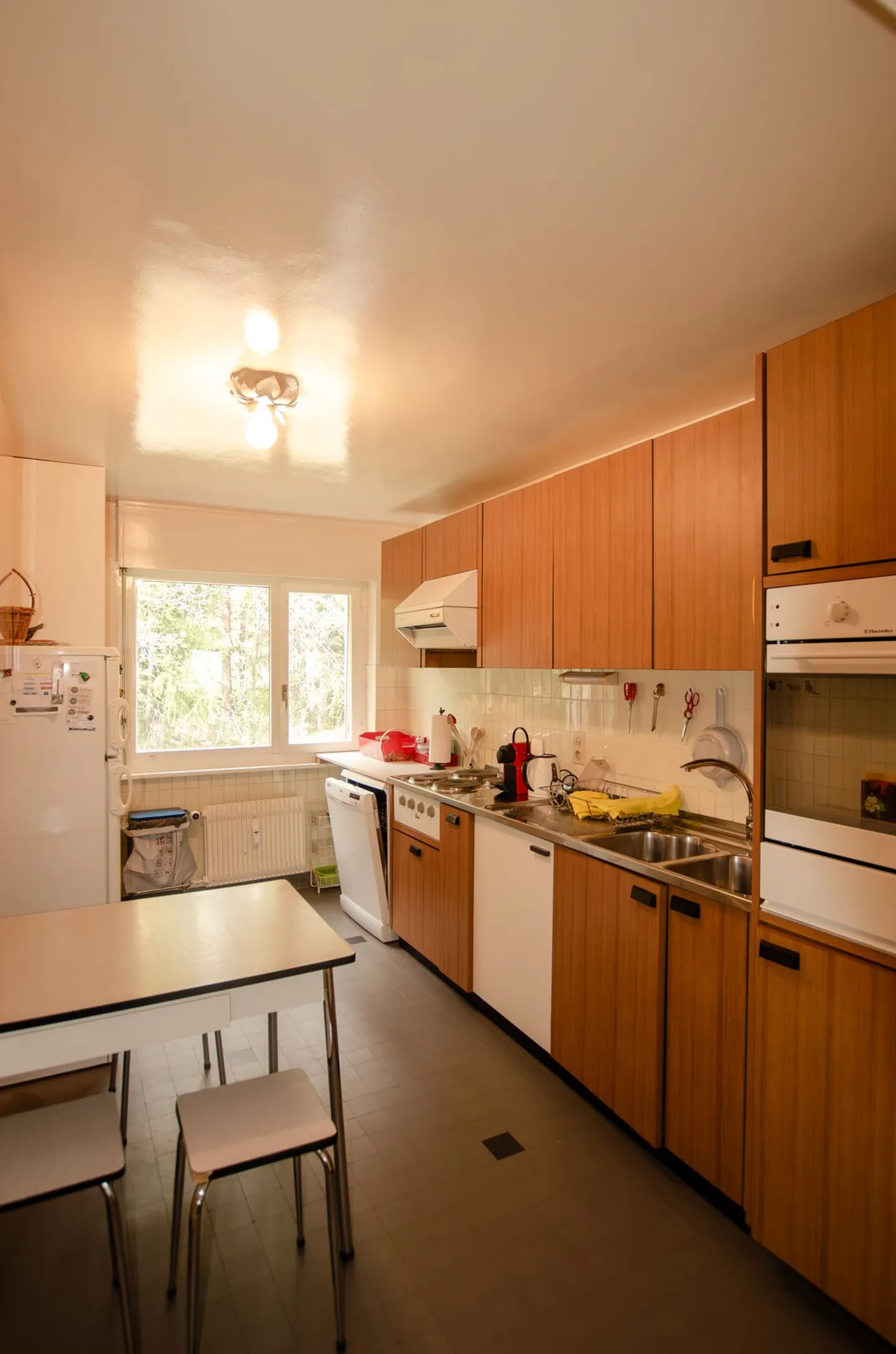 Bright 5.5 Room Apartment - Photo 8 of 13