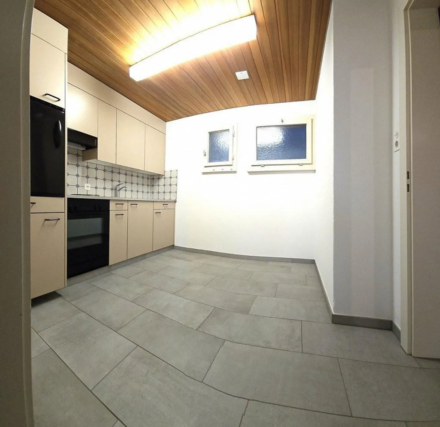 A few minutes walk from the city center - Photo 4 of 9