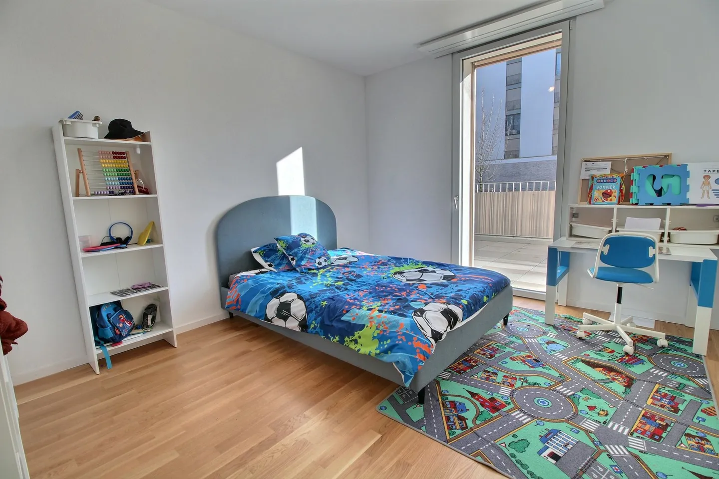 Geräumige Wohnung im Erdgeschoss - Foto 3 von 11