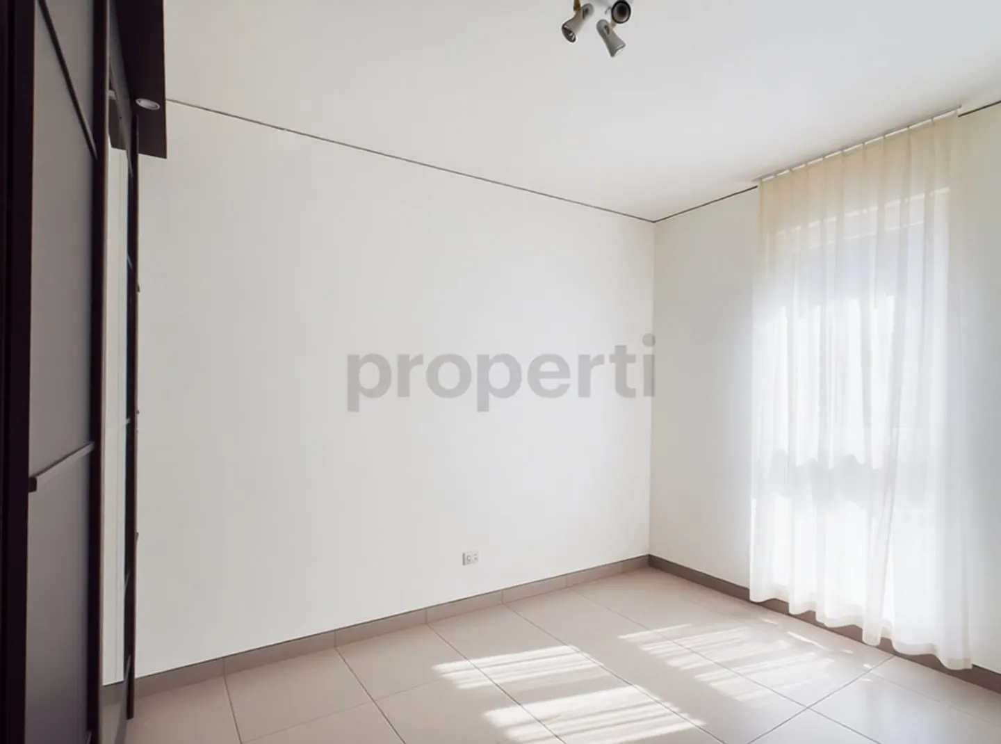 Appartement moderne et lumineux de 3,5 pièces à Biasca - Photo 8 sur 13