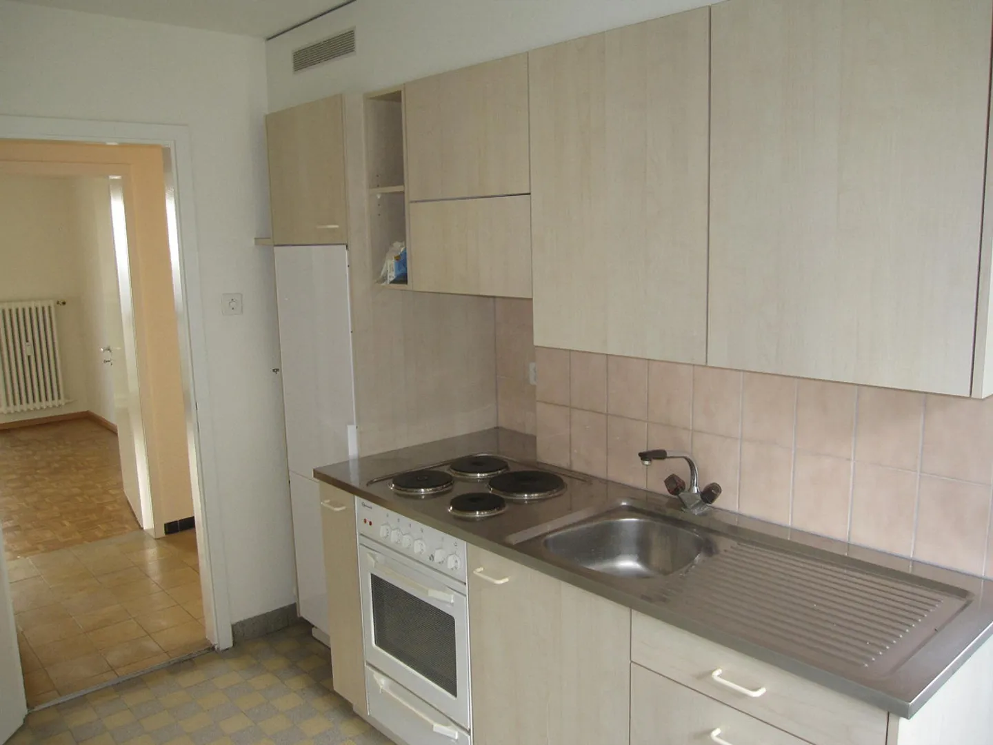 Charming apartment for rent in Muttenz - Photo 2 of 5