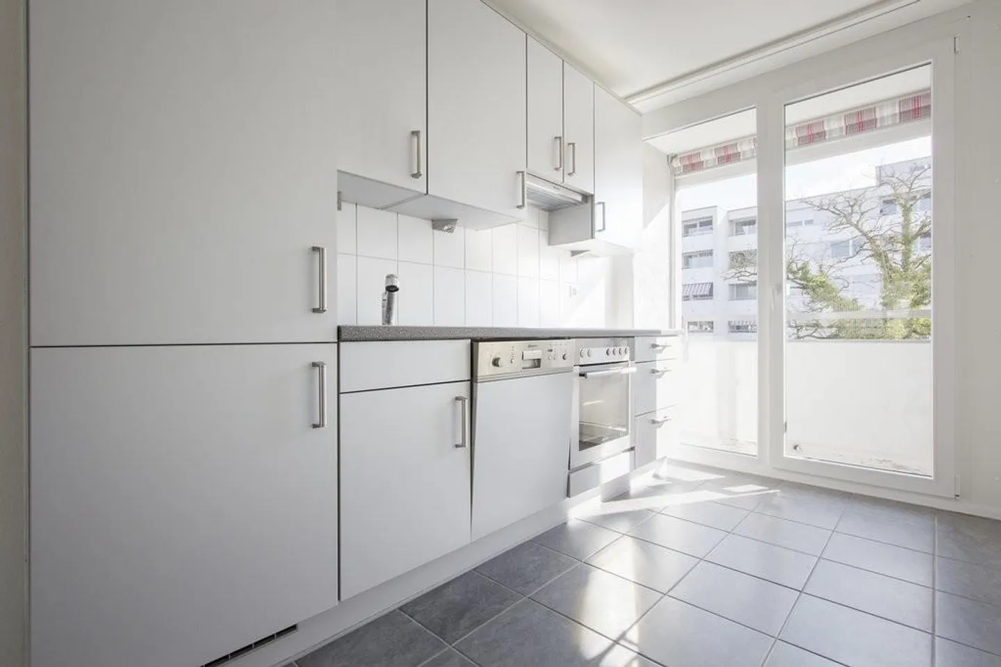 Bella appartamento con vista a Gorenmatt - Foto 3 di 12