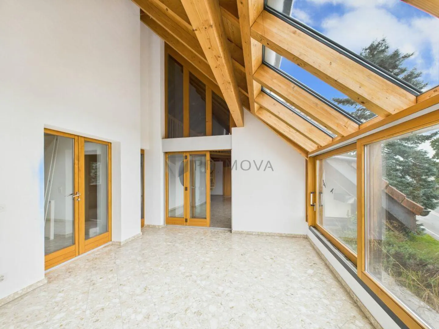 Vivre et travailler sous un même toit - Opportunité d'investissement intéressante... - Photo 5 sur 12