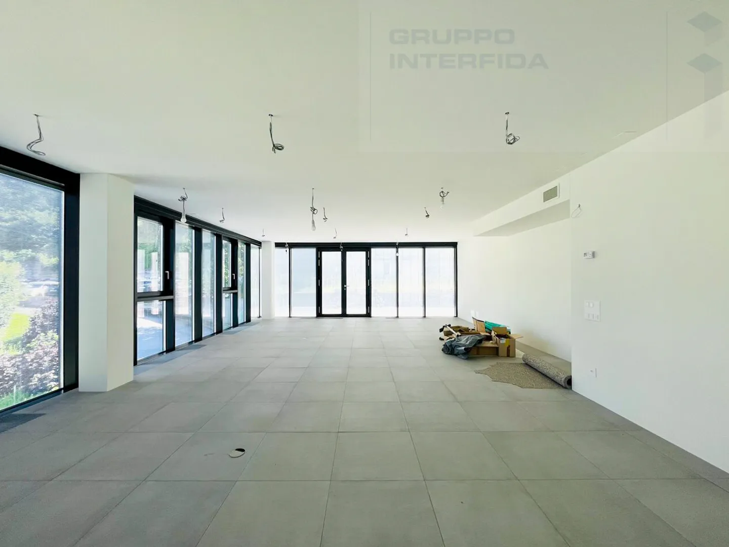MODERN MODULAR OFFICE - Photo 5 of 7
