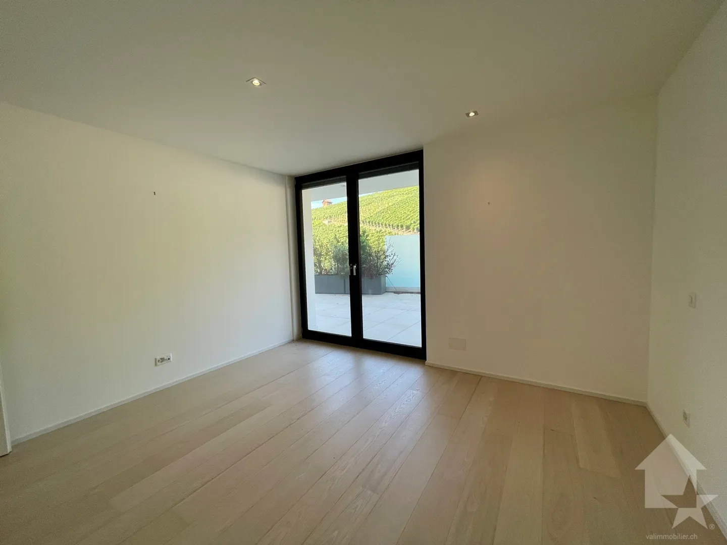 Appartement contemporain sur les hauts de Sierre avec vue panoramique - Foto 8 von 19